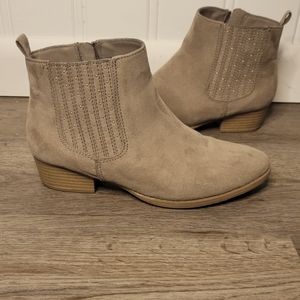Lauren Conrad Ankle Boots 6.5